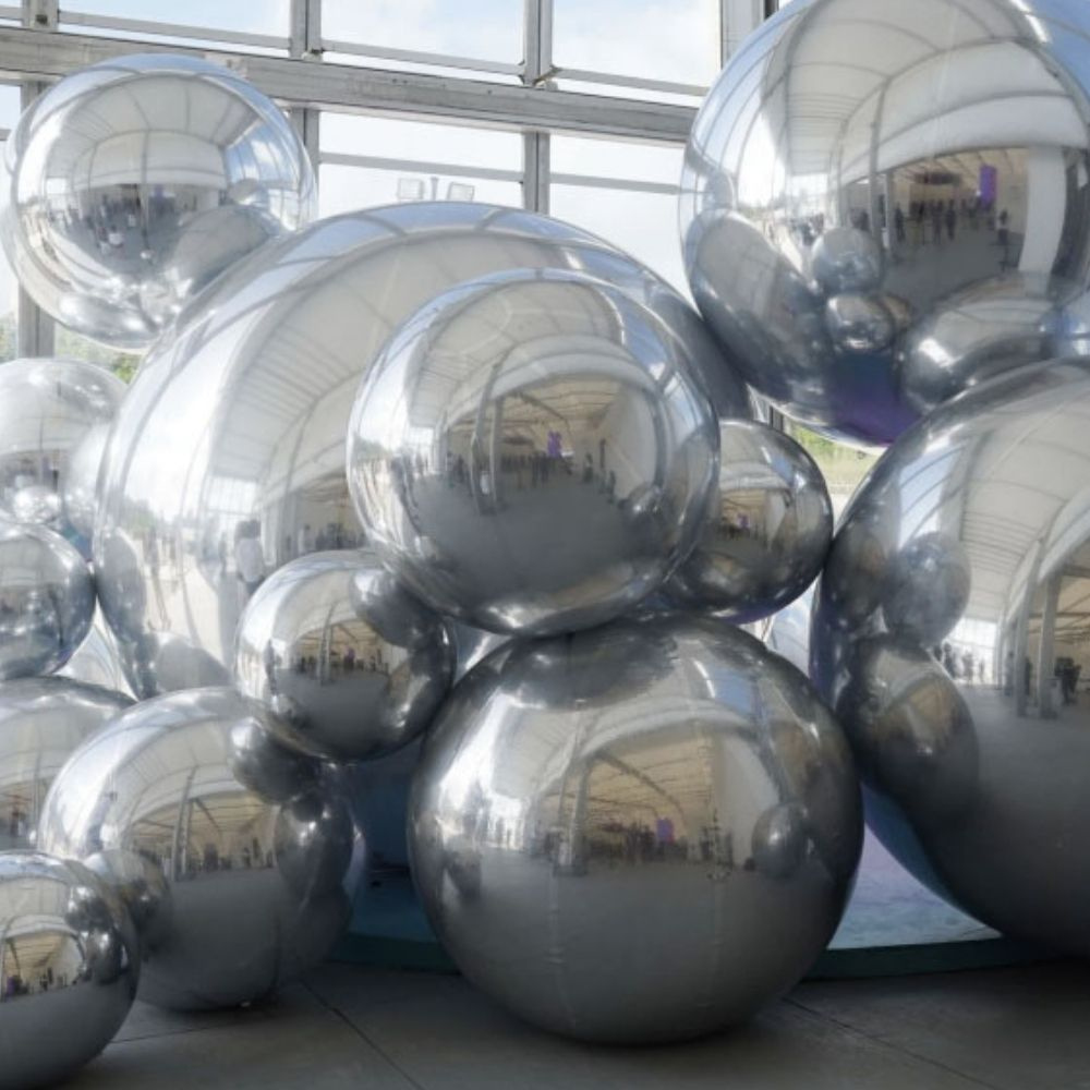 ballons_mirroir_argentes_le_mobilier_gonflable_produit_748991610